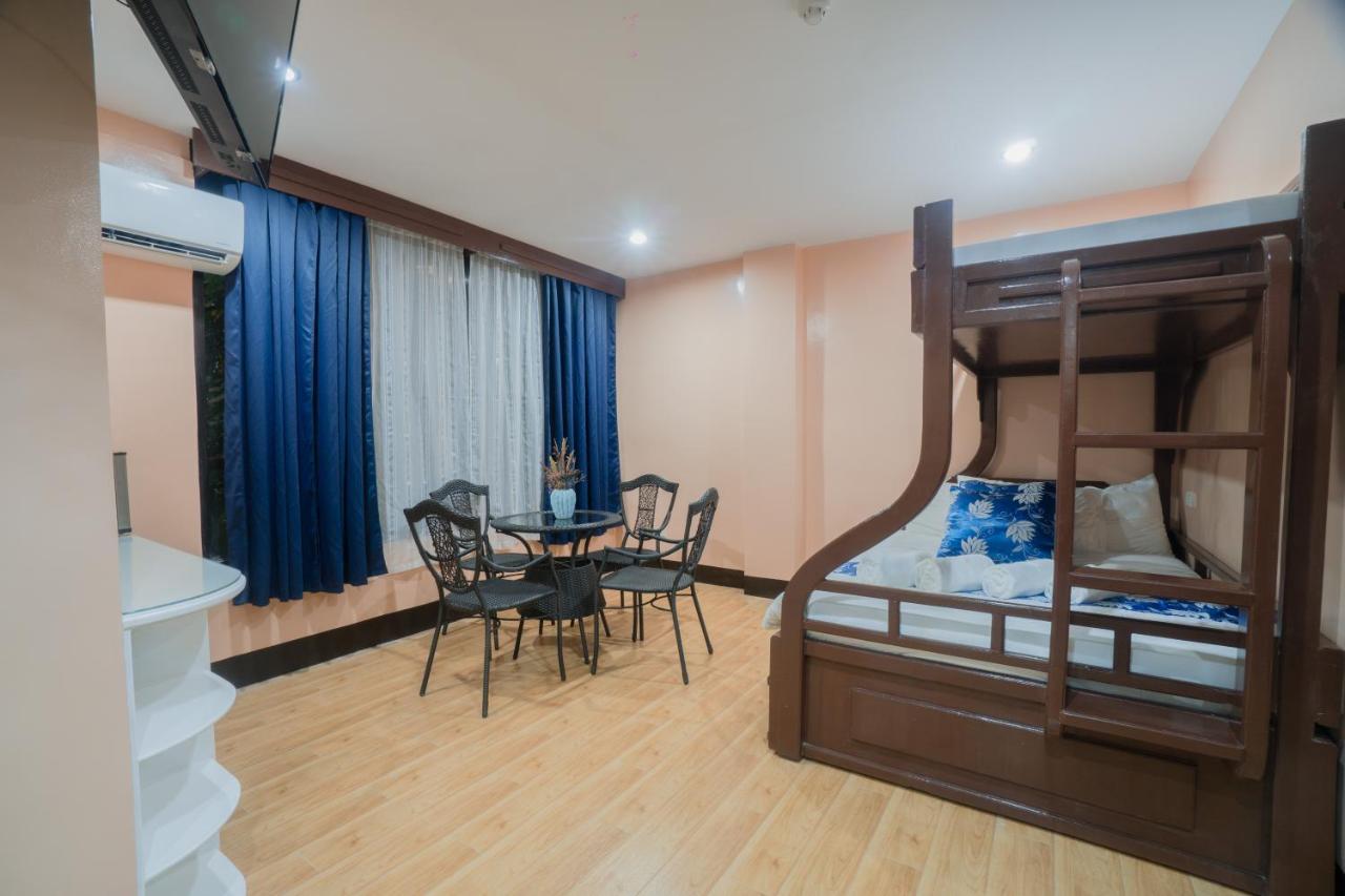 Skylodge Resort Coron Exterior foto