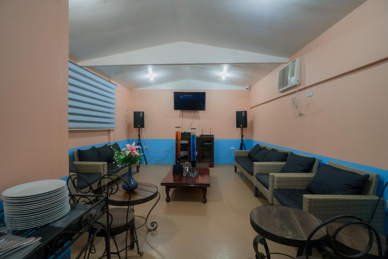 Skylodge Resort Coron Exterior foto
