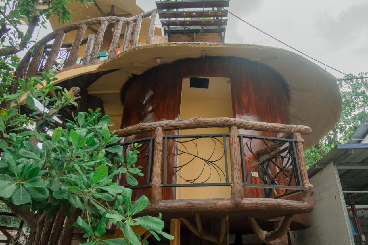 Skylodge Resort Coron Exterior foto