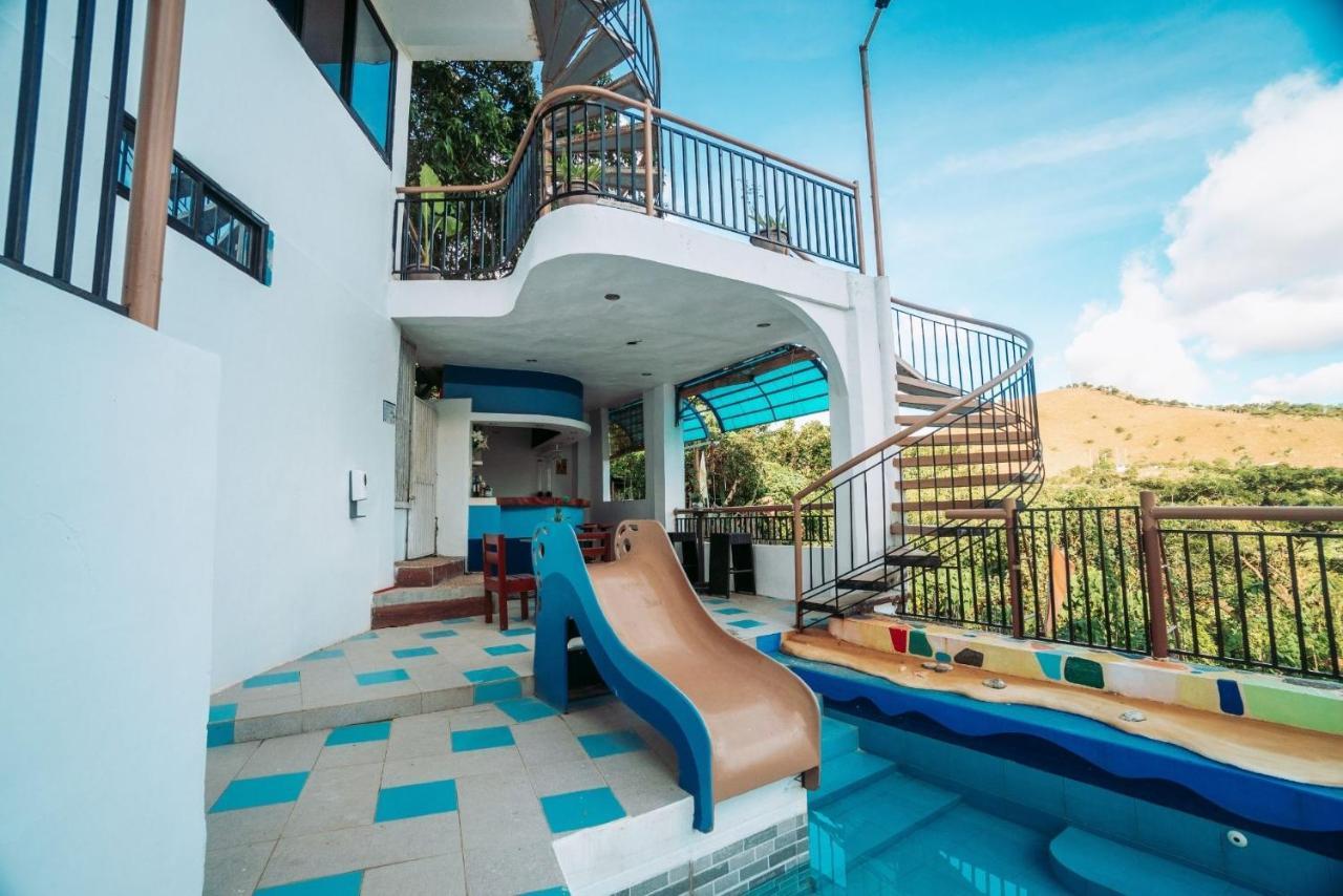 Skylodge Resort Coron Exterior foto