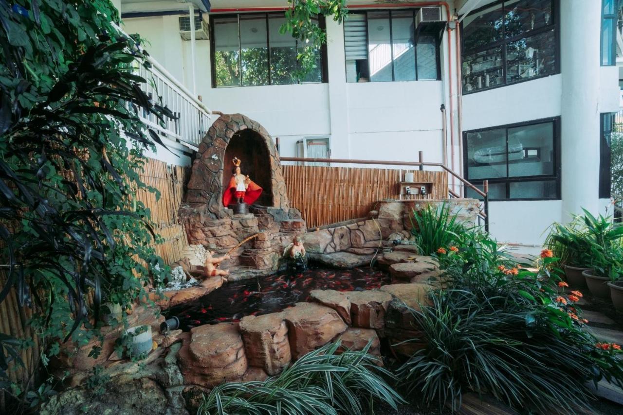 Skylodge Resort Coron Exterior foto