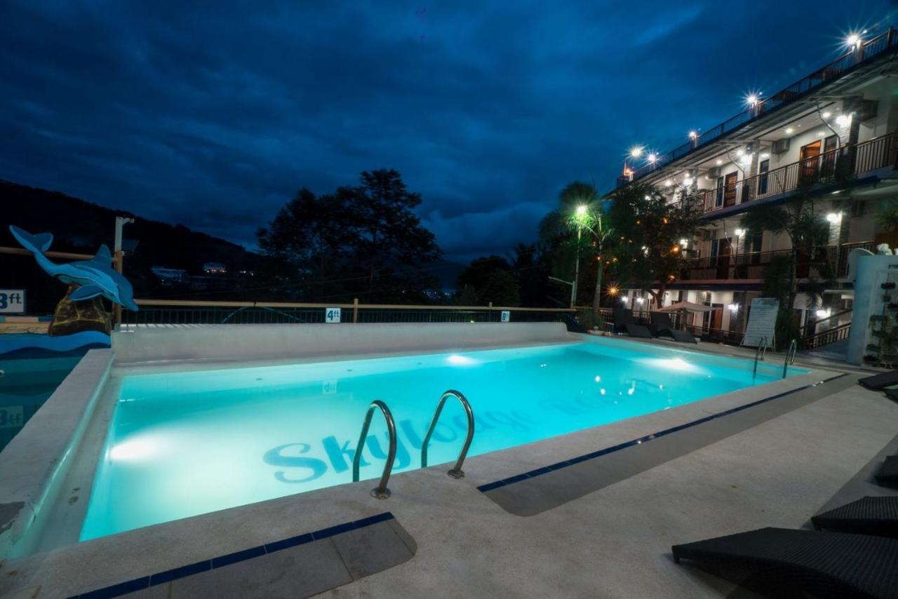 Skylodge Resort Coron Exterior foto